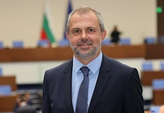 Проектът за евтини стоки продължава под формата на щандовеНародният представител