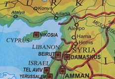 За първи път Иран насочва военна атака директно към европейска