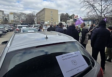 Пет автобусни линии спират напълно днесСлужителите в градския транспорт в