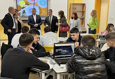 Гимназистите от Елиас Канети демонстрираха умения по предприемачествоСлужебният министър на
