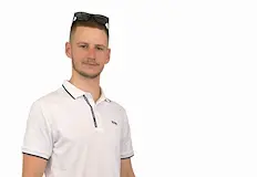 Младият русенец се нуждае от спасителна операция на гръбнака22 годишният