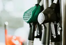Първите преводи от 20 евро започват след средата на априлНад