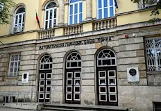 Конфликт на интереси тресе образователната система в РусеОбразователната номенклатура в