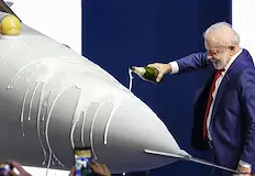 Шведските машини Грипен изместиха американските оферти от Боинг Бразилия представи официално