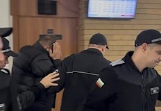 48 годишен мъж буйства и обижда клиенти на пазар Олимп Районният съд