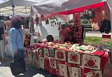 Кандидатите задължително трябва да осигурят собствена бяла шатра и майсторско