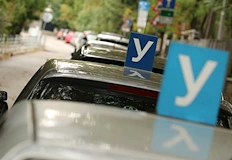 Бъдещите шофьори плащат все по високи такси за кормуване и документиЦените