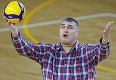Легендата разказва култови истории от миналотоСтройно момче лежи върху дюшеците