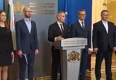 Властта замразява тол таксите и плаща тока на бизнесаСлужебното правителство