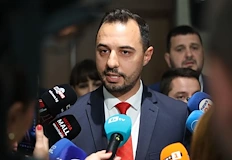 Бившият министър обвини властта в бягство от отговорностБившият министър на