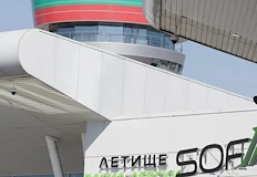 Частен полет прибра български служители и дипломатиСамолет от Оман със