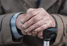 Икономическа полиция и социалните служби затвориха тайния обектСлужители на Икономическа
