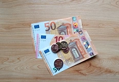 Инфлацията в Европа удари джоба на гурбетчиитеСредствата които работещите българи