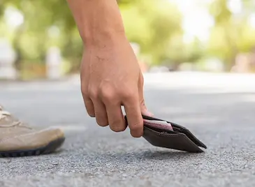 Русенец предаде в полицията изгубено портмоне