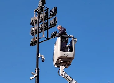 Обновяват осветлението в центъра на Русе