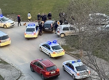 Полицията арестува наркодилър в квартал "Чародейка"