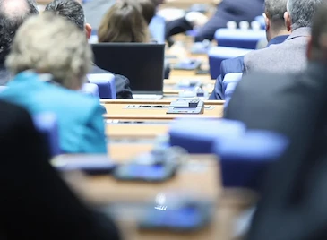 Депутатите приеха удължителния закон за бюджета