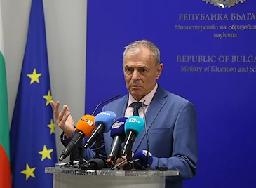 Сергей Игнатов: Експерти от PISA пренаписват учебните програми