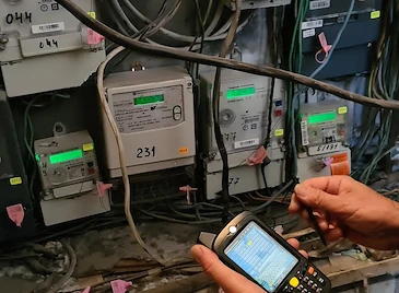 Над 15 000 българи скочиха срещу високите сметки за ток