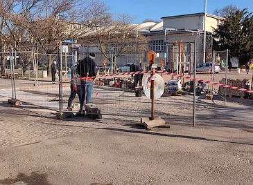 Пренареждат за трети път паветата до "Халите" в Русе