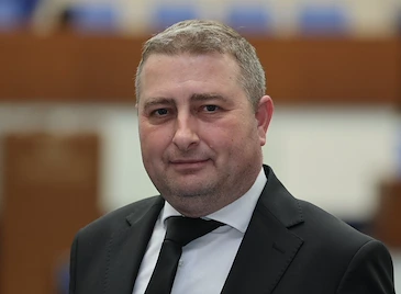 Николай Братованов започва обиколка из русенските квартали