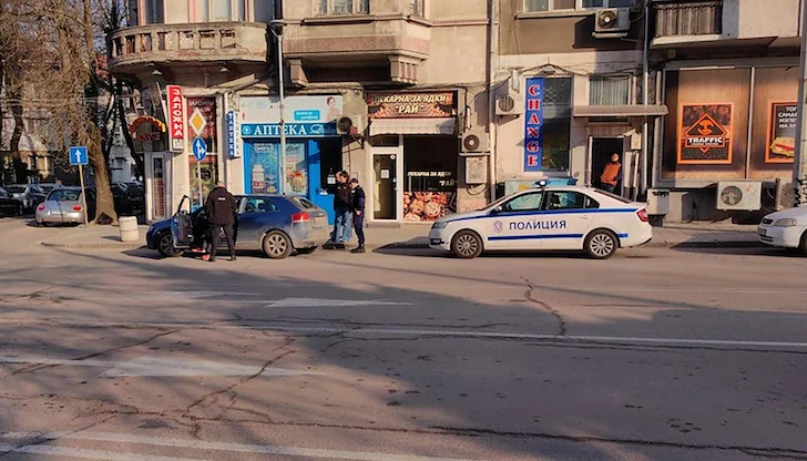 Камери заснеха полицейската акция на улица "Петко Д. Петков"