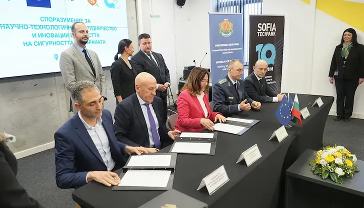 Институциите се обединяват за разработка на дронове и изкуствен интелект