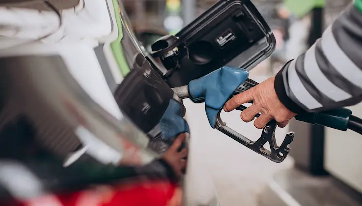 Анализатори предупреждават за риск от 200 долара за барел при дълга война Анализатори предупреждават за риск от 200 долара за барел при дълга война