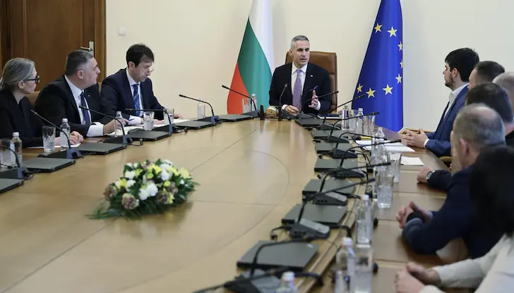 Браншът настоява за спешни финансови компенсации и въвеждане на италианския модел