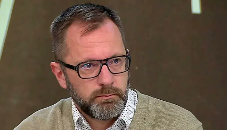 Йордан Вълчев обясни защо ведомството е бързало с подписването на анексите Йордан Вълчев обясни защо ведомството е бързало с подписването на анексите