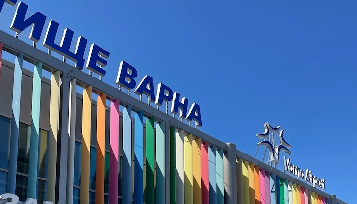 Първият извънреден полет от Дубай кацна във Варна Първият извънреден полет от Дубай кацна във Варна