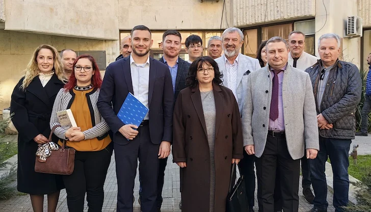 Бившият областен управител Драгомир Драганов влиза в челната петица