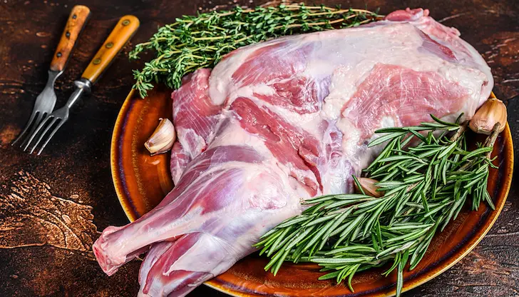 Цената на килограм скача с 10 процента заради липса на животни и скъпи фуражи