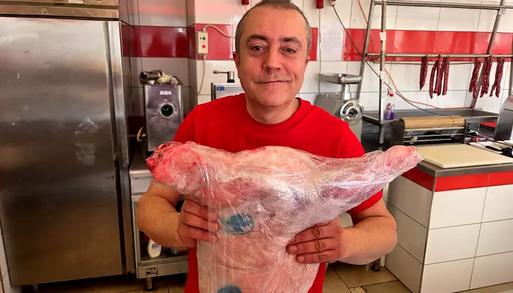 Инфлацията изяде евтиното агнешко за Великден Инфлацията изяде евтиното агнешко за Великден