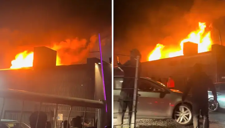 Пламъци унищожиха популярен нощен клуб в град Кел Пламъци унищожиха популярен нощен клуб в град Кел