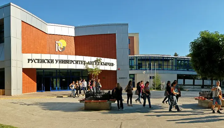 Форумът събира представители на логистичния сектор Форумът събира представители на логистичния сектор