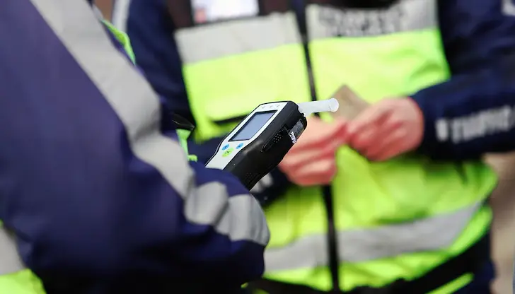 37-годишният мъж от Руенско отказал кръвна проба след стряскащия резултат 37-годишният мъж от Руенско отказал кръвна проба след стряскащия резултат