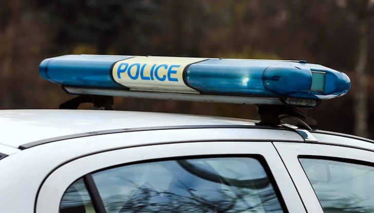 Девойката задигнала портмоне от супермаркет в Аксаково Девойката задигнала портмоне от супермаркет в Аксаково