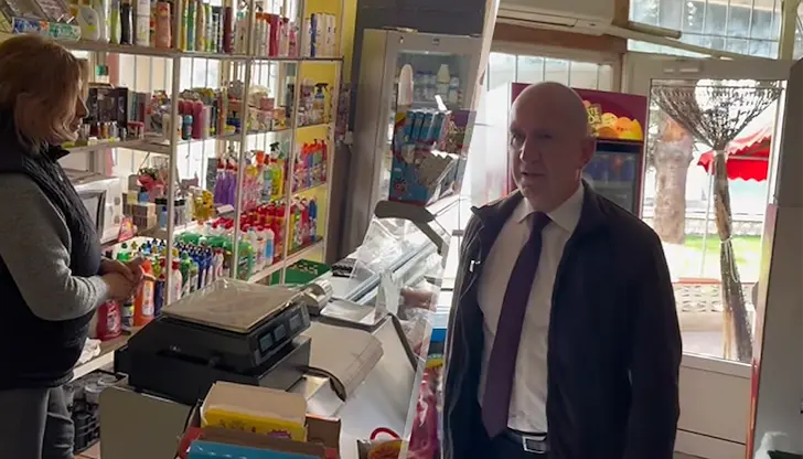 Лидерът на "Прогресивна България" обвини държавата за цените