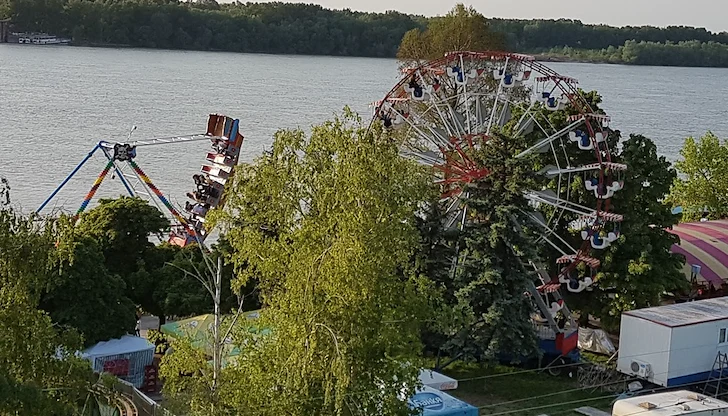 Рапъри и рок банди забиват на откритата сцена Рапъри и рок банди забиват на откритата сцена