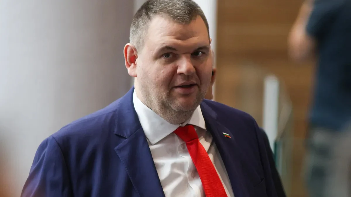Лидерът на ДПС атакува кмета на София Васил ТерзиевЛидерът на