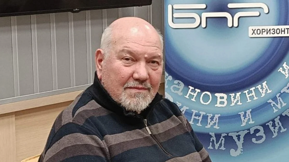 Новата сглобка с Румен Радев ще бъде краткотрайнаБългария е изправена