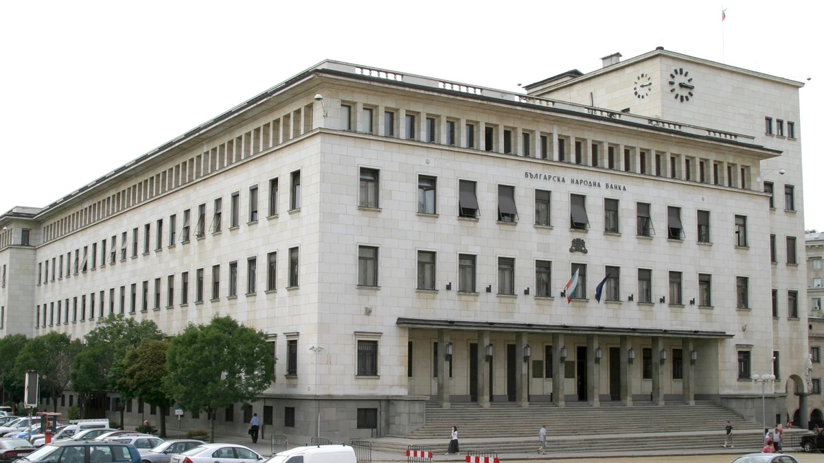 БНБ отчете технически скок от близо 18 милиарда евро заради