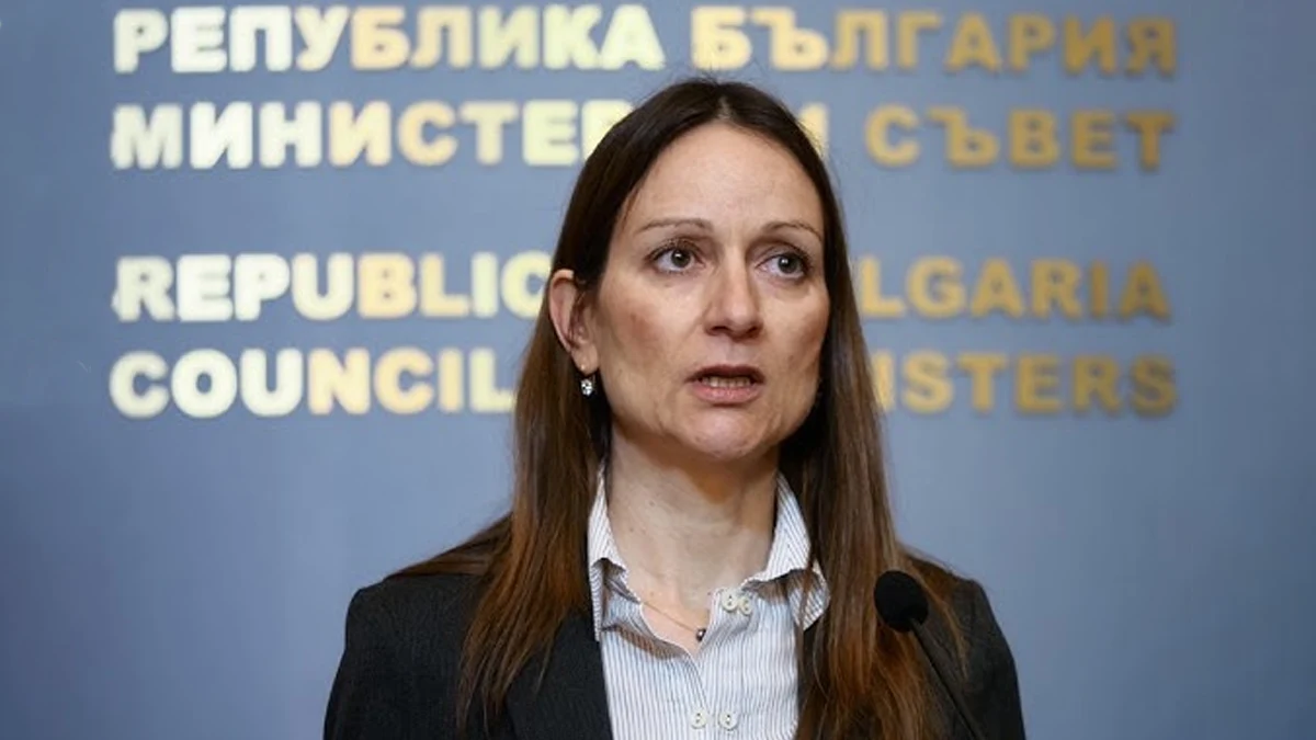Държавата прие спешни мерки срещу кризата с гориватаСлужебното правителство прие