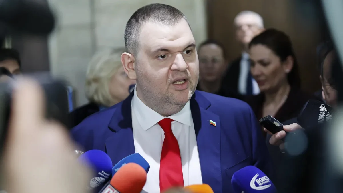 ПП-ДБ обичат Америка на Сорос, но днес приключихаЛидерът на ДПС
