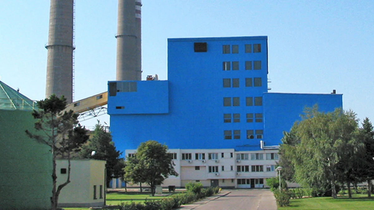 Компанията обяви мъжа за стабилен, докато той бере душа в