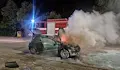Автомобил се запали в центъра на Търговище