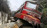 Пуснаха жп линията след катастрофата с влака влака от Русе за Пловдив