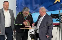 Ценово отличи четирима почетни граждани за 47-ия си рожден ден