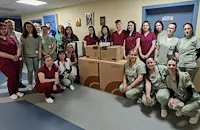 Русенски студенти дариха апарати за кръвно на УМБАЛ "Канев"